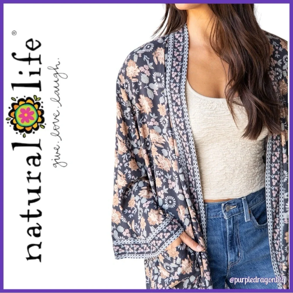 NATURAL LIFE Floral Kimono Wrap - Navy and Beige - Picture 2 of 4